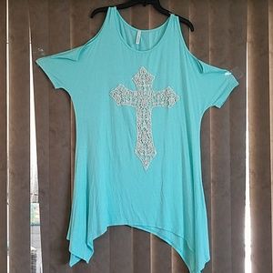 Short sleeve trendy shirt